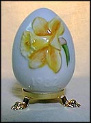 1982 Daffodil  Tmk: None