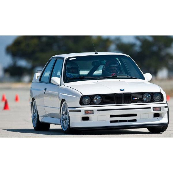VAC - E30 M3 Wheel Package (Featuring 17x8 ARC-8 wheels)